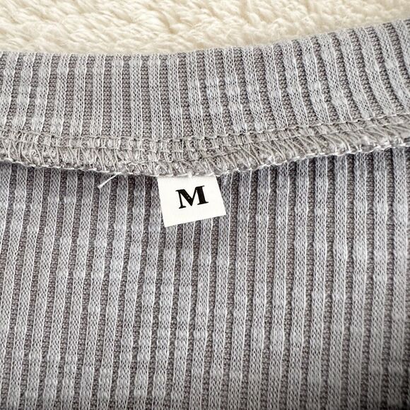 Women's Dress Gray Size M Sleeveless Ribbed Knee-Length - Picture 5 of 9